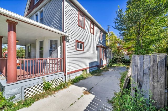 2013 W 99th Street, Cleveland, OH 44102