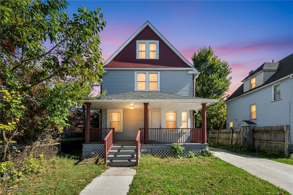 2013 W 99th Street, Cleveland, OH 44102