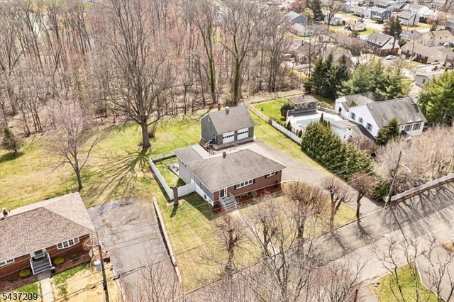 245 Barnert Ave, Totowa Boro, NJ 07512