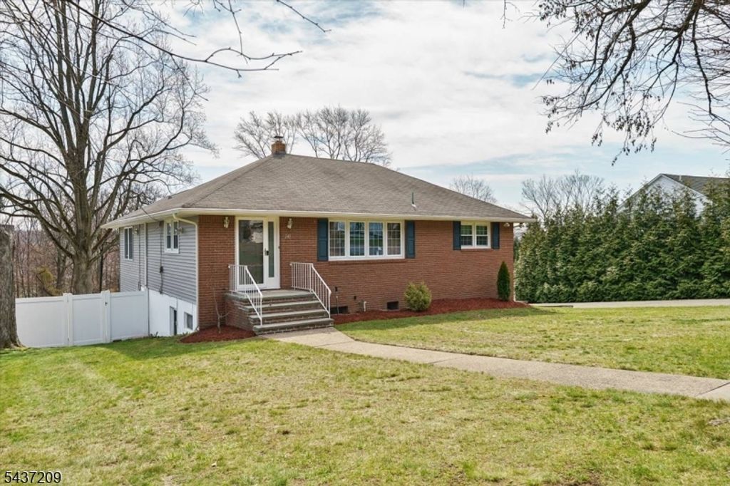 245 Barnert Ave, Totowa Boro, NJ 07512