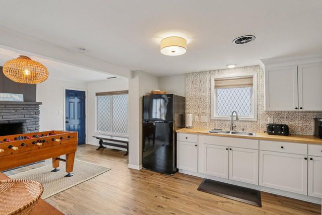 812 Center STREET, Lake Geneva, WI 53147