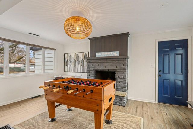 812 Center STREET, Lake Geneva, WI 53147