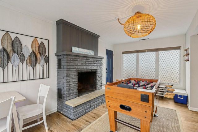 812 Center STREET, Lake Geneva, WI 53147