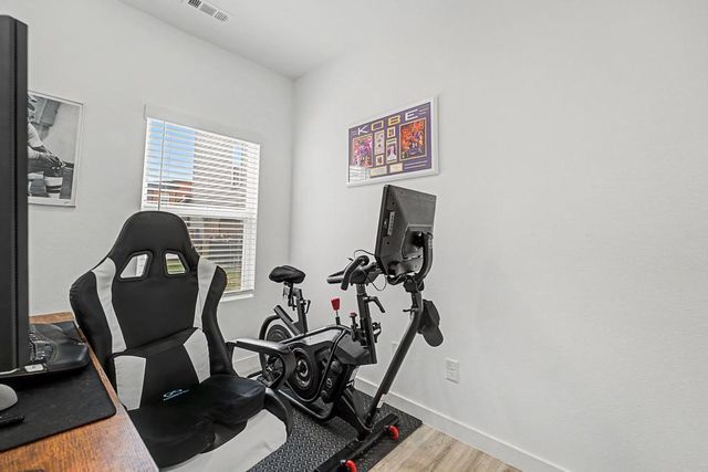 901 Tennessee Avenue, Bentonville, AR 72713