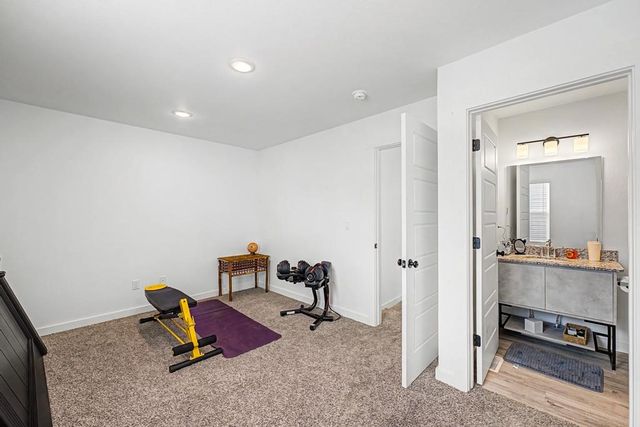 901 Tennessee Avenue, Bentonville, AR 72713