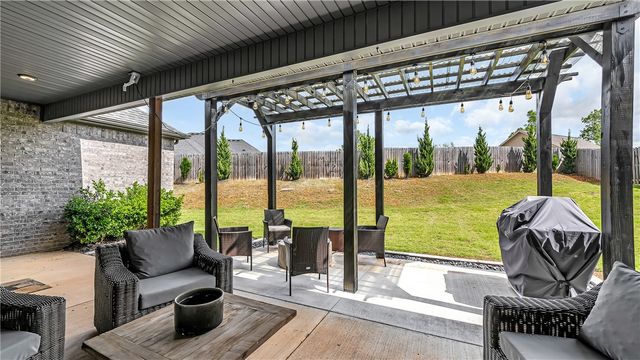 2030 Collins Drive, Pea Ridge, AR 72751
