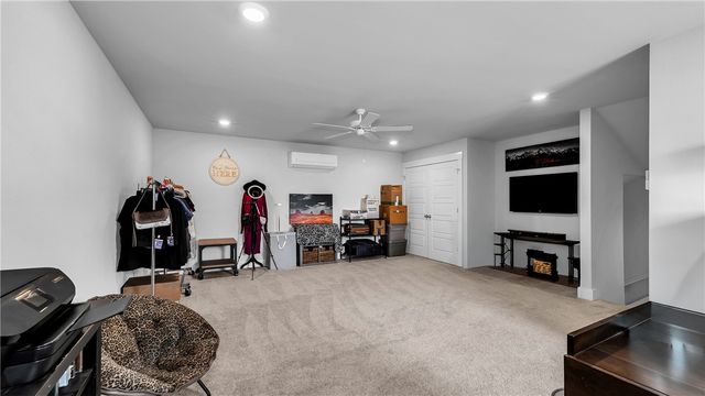 2030 Collins Drive, Pea Ridge, AR 72751