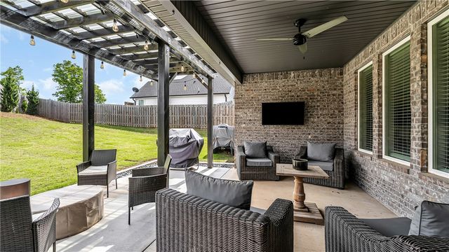 2030 Collins Drive, Pea Ridge, AR 72751