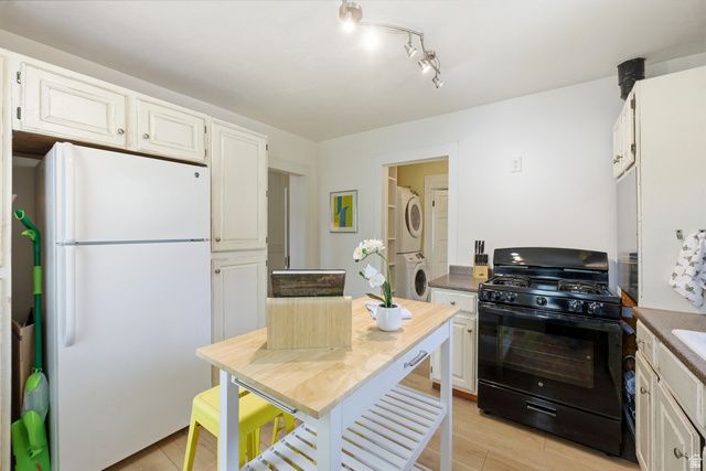 12 W CRYSTAL AVE, South Salt Lake, UT 84115