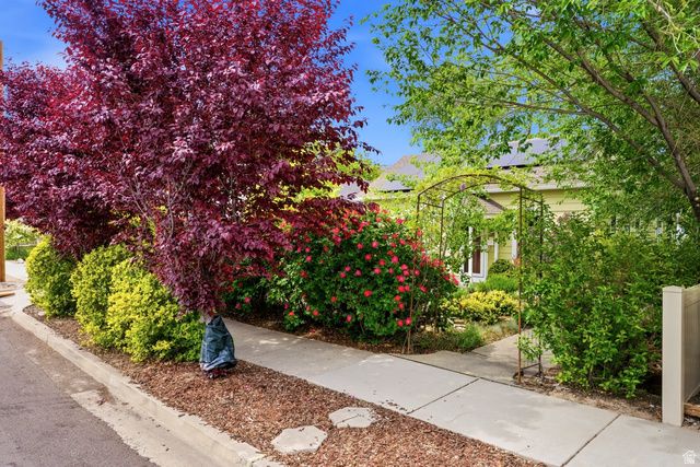 12 W CRYSTAL AVE, South Salt Lake, UT 84115