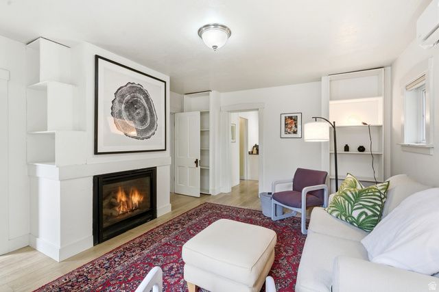 12 W CRYSTAL AVE, South Salt Lake, UT 84115