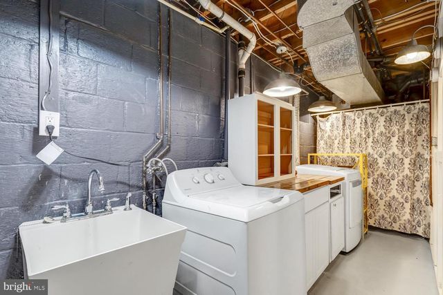 8704 GREYSTONE PL, Alexandria, VA 22309