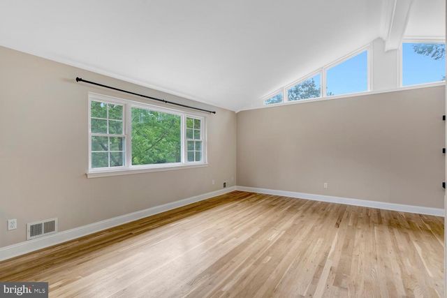 8704 GREYSTONE PL, Alexandria, VA 22309