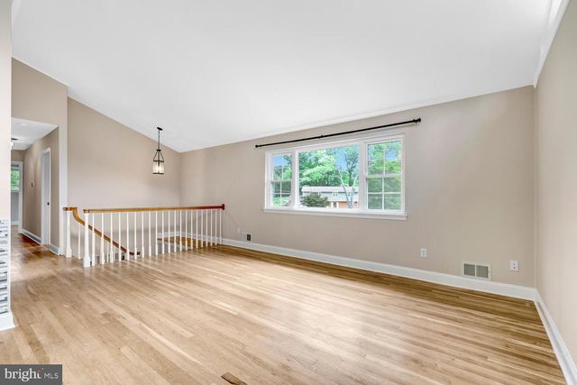 8704 GREYSTONE PL, Alexandria, VA 22309