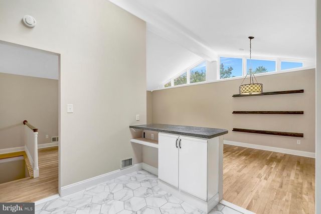 8704 GREYSTONE PL, Alexandria, VA 22309