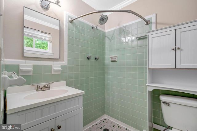 8704 GREYSTONE PL, Alexandria, VA 22309