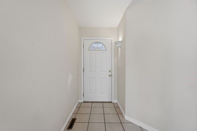 8 Cloud Drive, Eureka Springs, AR 72632