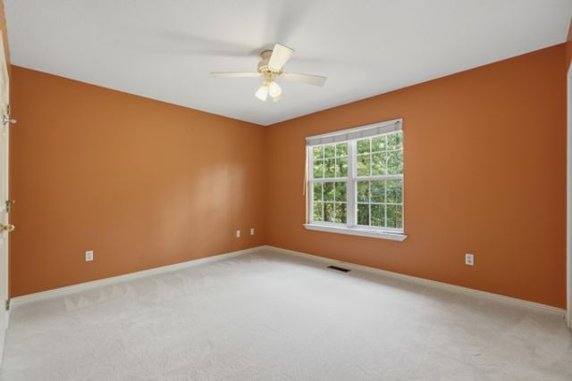 8 Cloud Drive, Eureka Springs, AR 72632