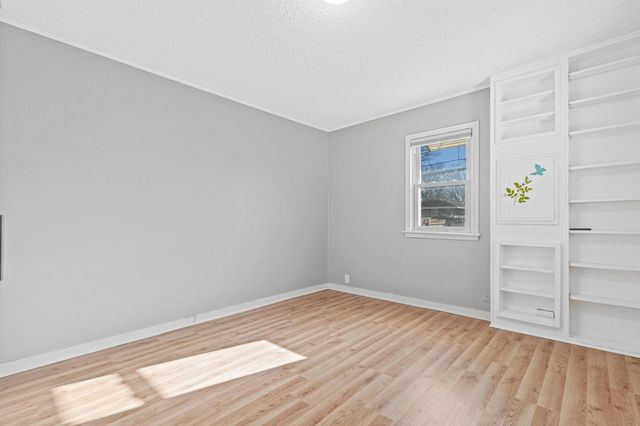 8155 Wentworth Avenue S, Bloomington, MN 55420