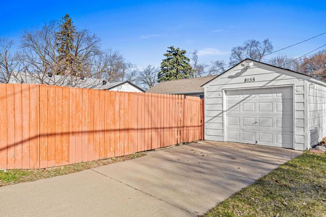 8155 Wentworth Avenue S, Bloomington, MN 55420
