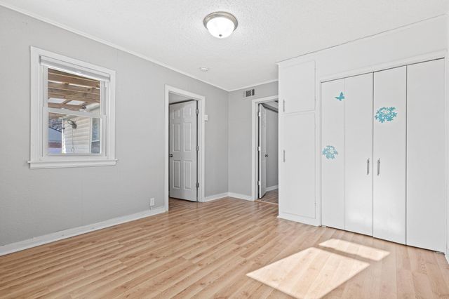 8155 Wentworth Avenue S, Bloomington, MN 55420