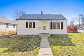 8155 Wentworth Avenue S, Bloomington, MN 55420