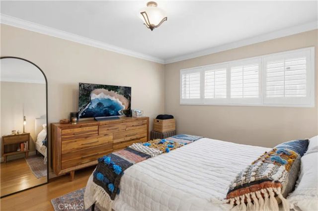 1154 S Barrington Avenue 213, Los Angeles, CA 90049