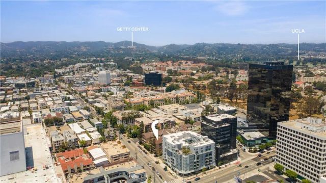 1154 S Barrington Avenue 213, Los Angeles, CA 90049