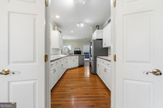 104 Spruce Point, Eatonton, GA 31024