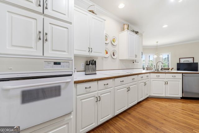 104 Spruce Point, Eatonton, GA 31024