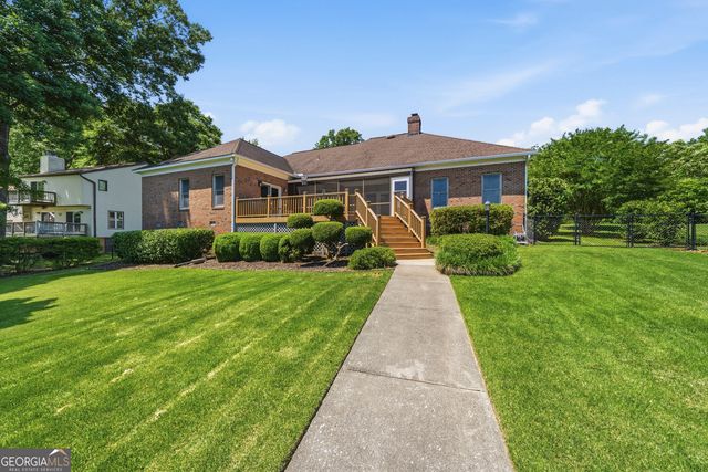 104 Spruce Point, Eatonton, GA 31024