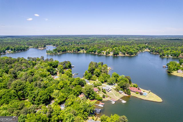 104 Spruce Point, Eatonton, GA 31024