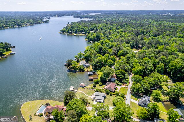 104 Spruce Point, Eatonton, GA 31024
