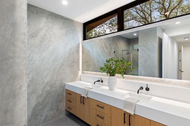 2611 Oak Crest Ave B, Austin, TX 78704