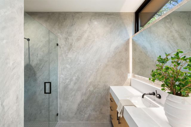 2611 Oak Crest Ave B, Austin, TX 78704