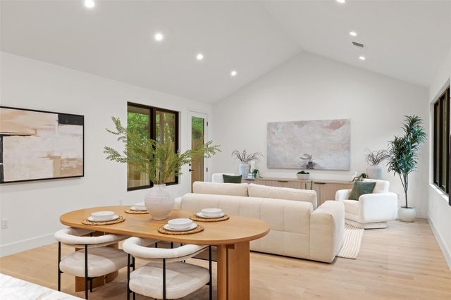 2611 Oak Crest Ave B, Austin, TX 78704