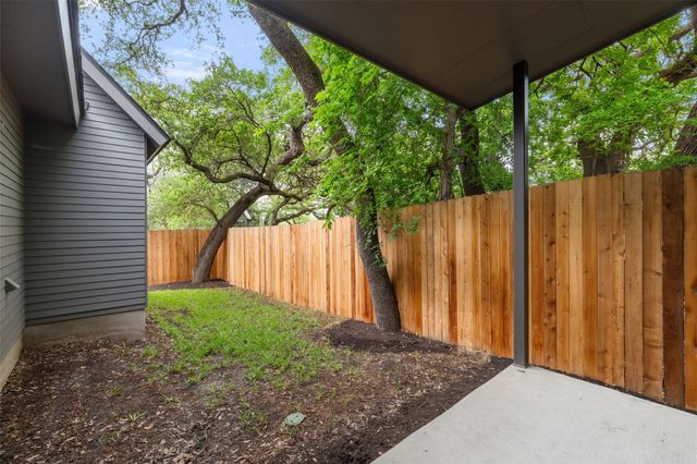 2611 Oak Crest Ave B, Austin, TX 78704