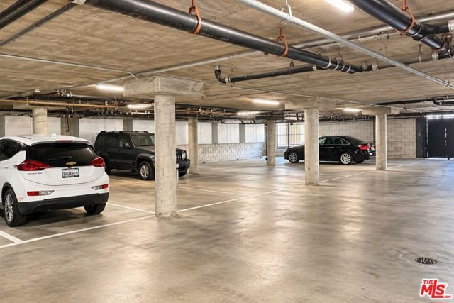 15141 Burbank Boulevard 207, Van Nuys (los Angeles), CA 91411