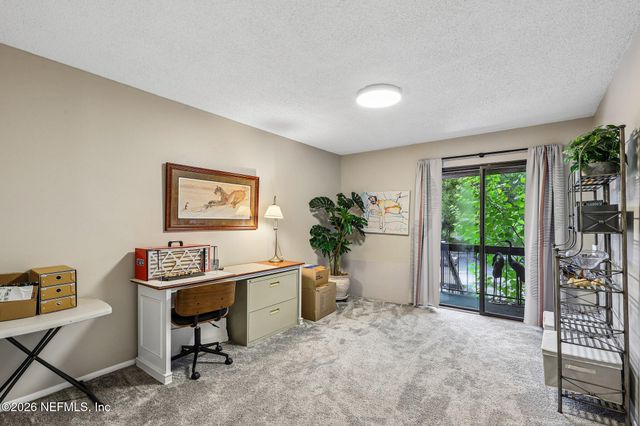 8719 COMO LAKE Drive 8719, Jacksonville, FL 32256