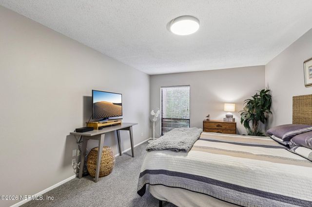 8719 COMO LAKE Drive 8719, Jacksonville, FL 32256