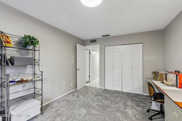 8719 COMO LAKE Drive 8719, Jacksonville, FL 32256