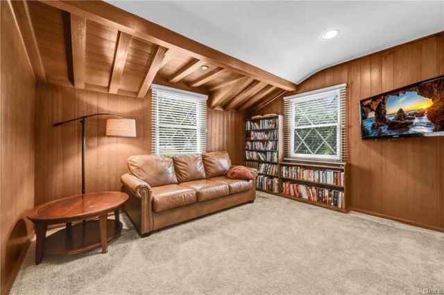 17300 Sunburst, Sherwood Forest, CA 91325