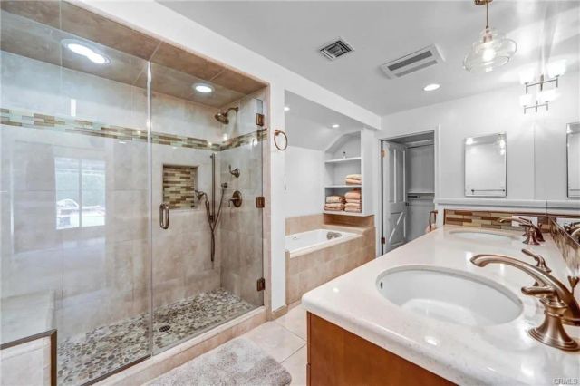 17300 Sunburst, Sherwood Forest, CA 91325