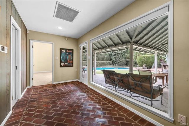 17300 Sunburst, Sherwood Forest, CA 91325