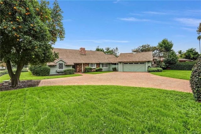17300 Sunburst, Sherwood Forest, CA 91325