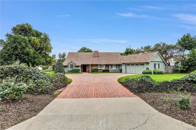 17300 Sunburst, Sherwood Forest, CA 91325