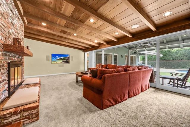 17300 Sunburst, Sherwood Forest, CA 91325