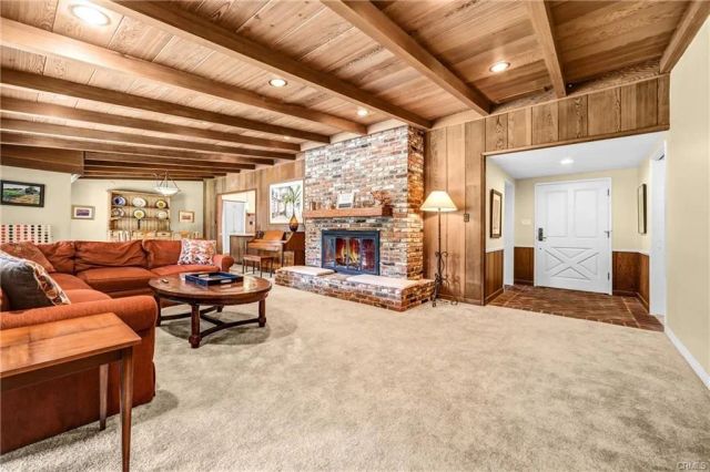 17300 Sunburst, Sherwood Forest, CA 91325