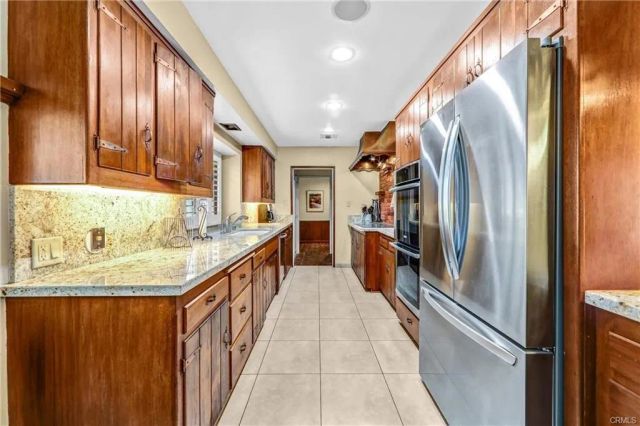 17300 Sunburst, Sherwood Forest, CA 91325