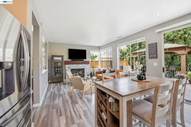 36939 Papaya Street, Newark, CA 94560